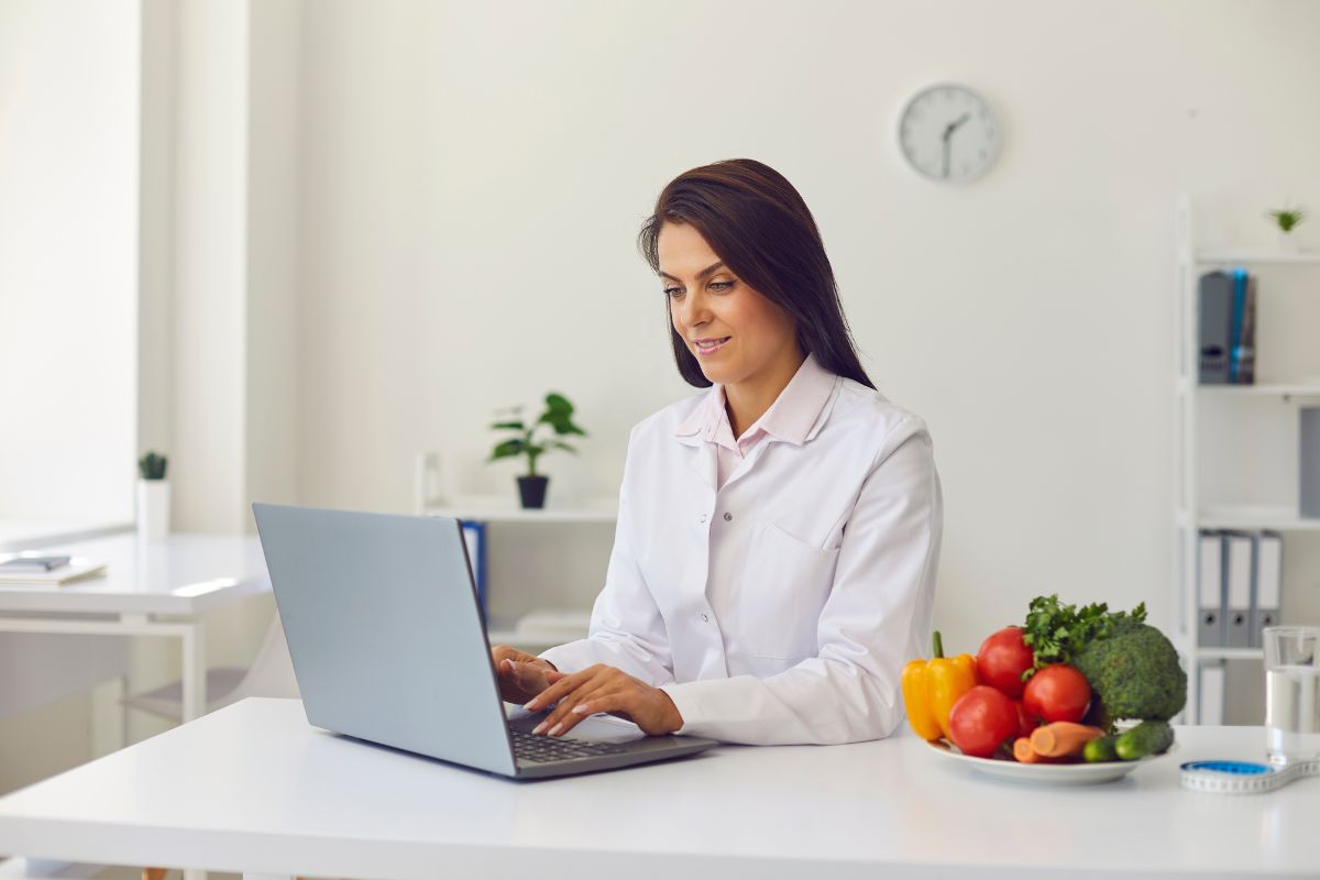 Decoding the AFPA Holistic Nutritionist Certification: Reviews, Pricing, Duration, and More