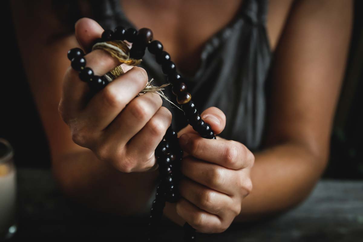 Holistic Life Coach - meditation with mala beads