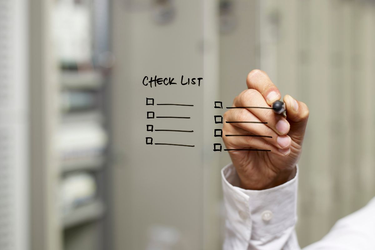 Coach making checklist - 7 Essential Steps for Starting Your Coaching Business: Your Ultimate Checklist